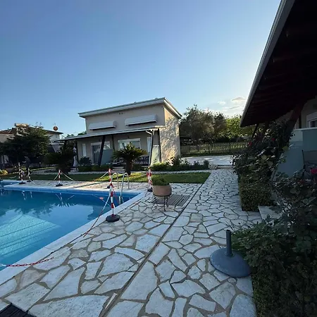 White Shark Villas Litochoro