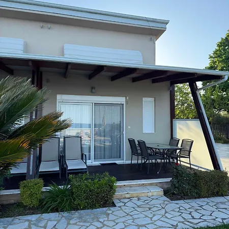 White Shark Villas Apartmán