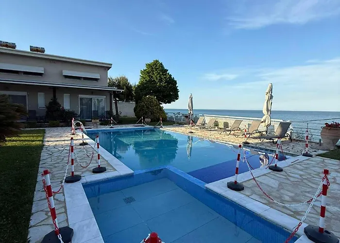 White Shark 公寓 里托楚伦